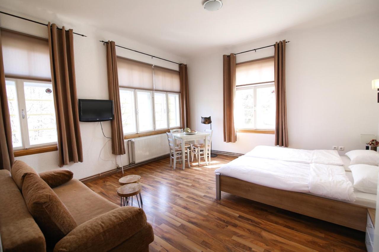 Katrca Hotel