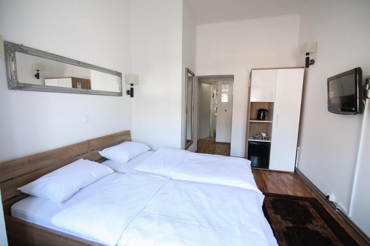 Hotel Katrca 3*